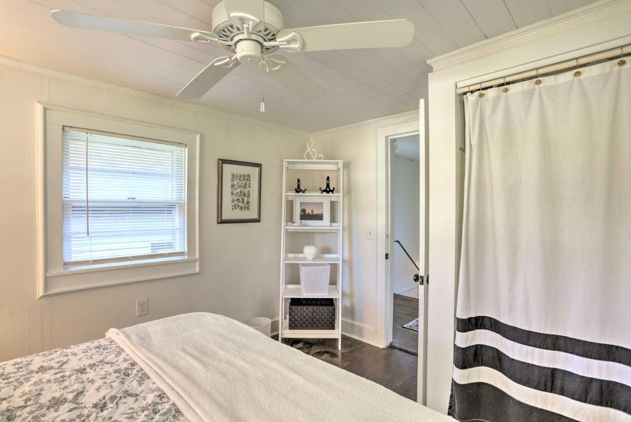 Coastal, Walkable Home In Historic Southport! エクステリア 写真