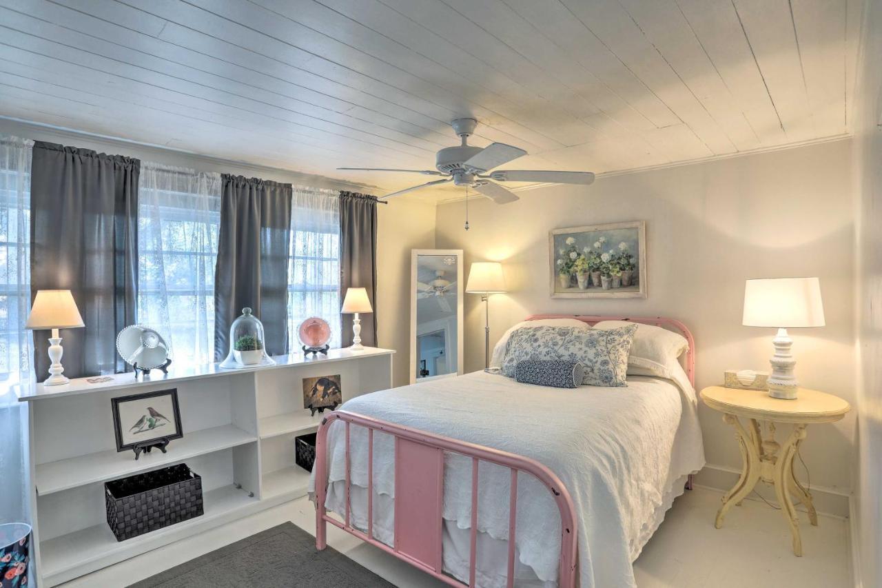 Coastal, Walkable Home In Historic Southport! エクステリア 写真