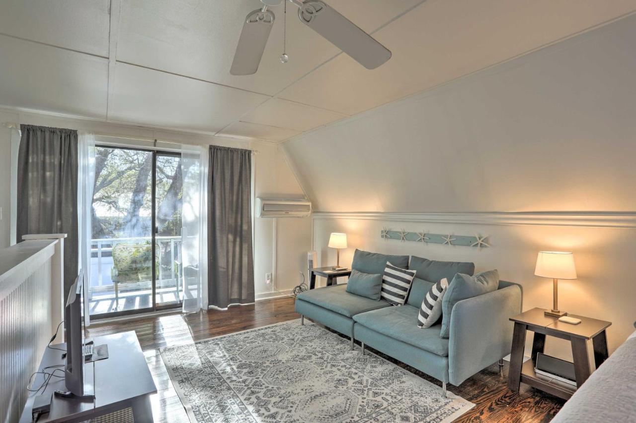 Coastal, Walkable Home In Historic Southport! エクステリア 写真